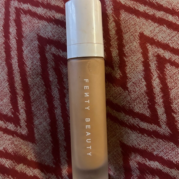 Fenty Beauty Other - Fenty Beauty Foundation - Warm Tan